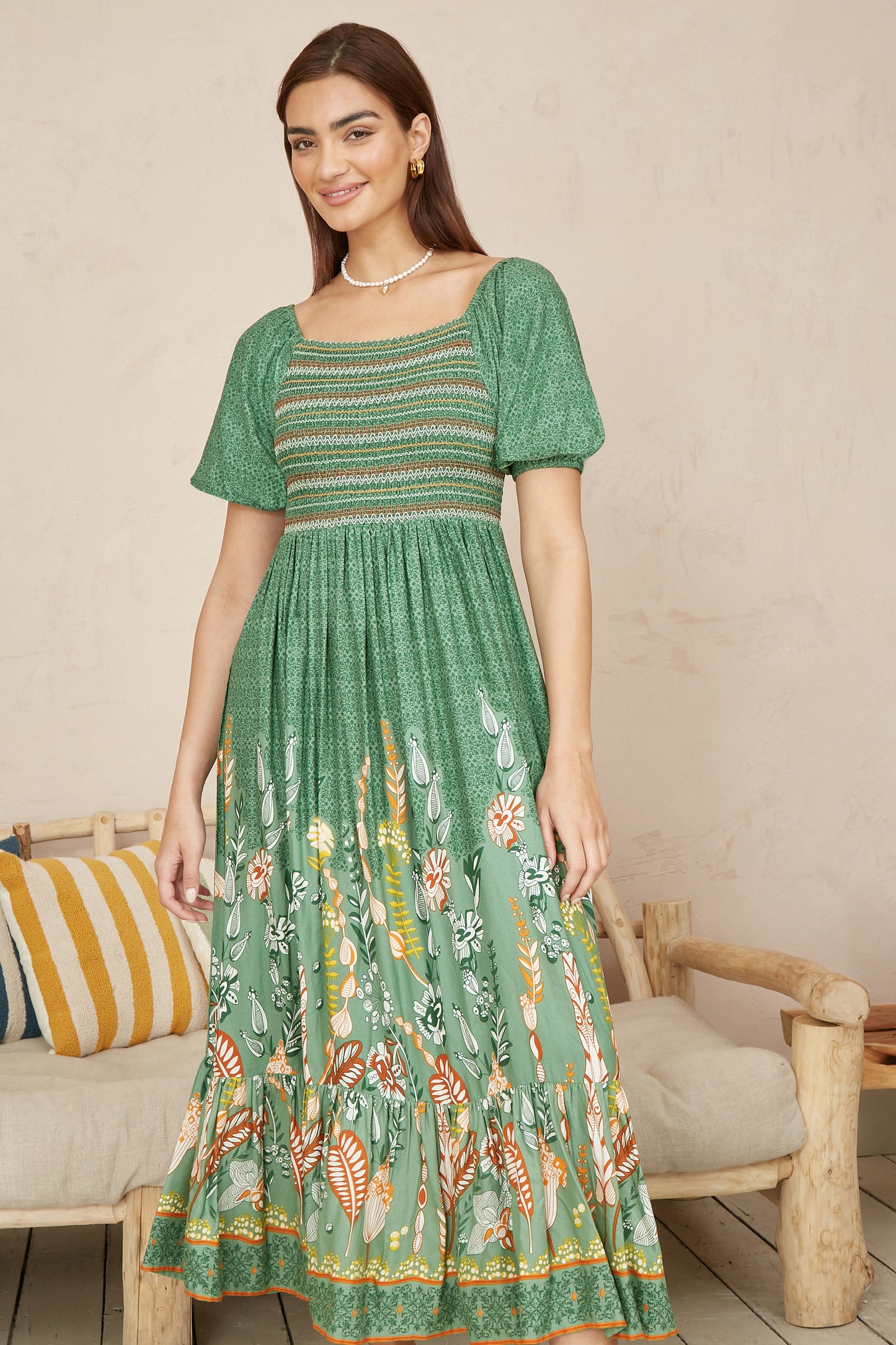 Yumi Green Ruched Leaf Print Maxi Dress With Puff Sleeves DRES Day Yumi